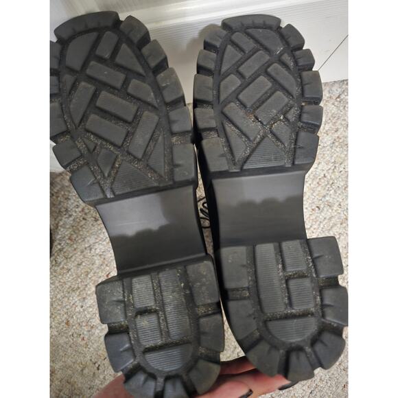 Madden Girl 2" Platform Guster Combat Boots Size 9 EUC - Picture 7 of 10